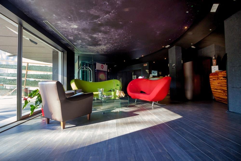 Black Hotel Roma Esterno foto