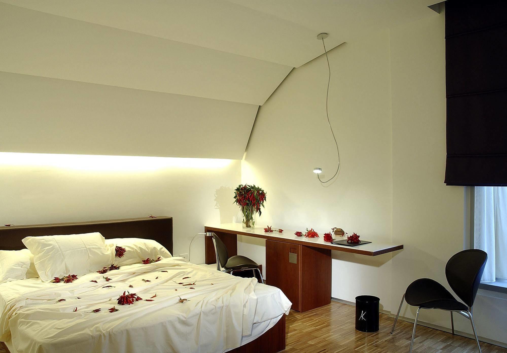 Black Hotel Roma Esterno foto